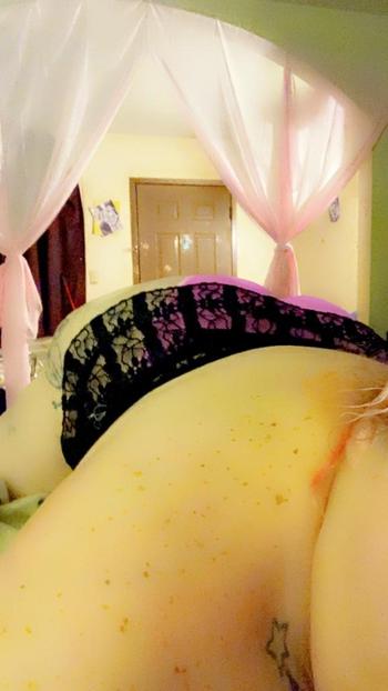 Snow, 42  female escort, Northwest Georgia