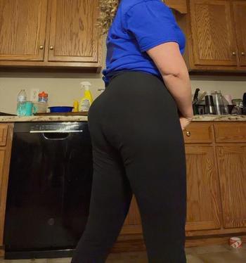 Queen, 34  female escort, Northwest Georgia