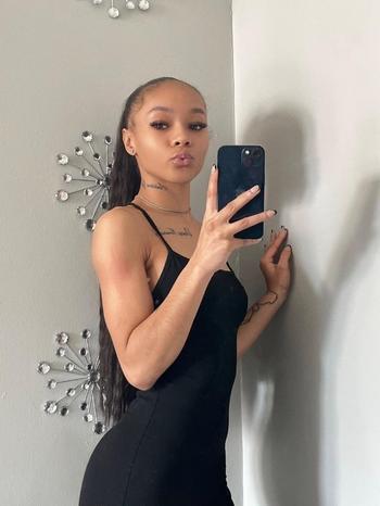 Nicky, 22  female escort, Northwest Georgia